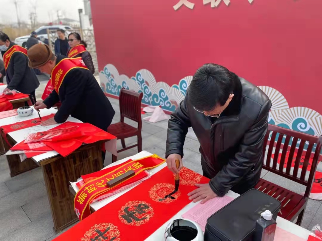 2022春节前夕，市文联文艺惠民活动 (1).jpg
